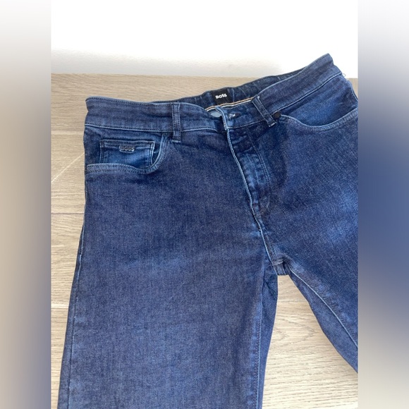 HUGO BOSS jeans dark wash 33/30 - Picture 5 of 10